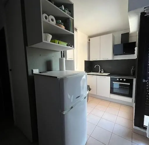 T2+cabine Dans Au Cap D'agde * Agde